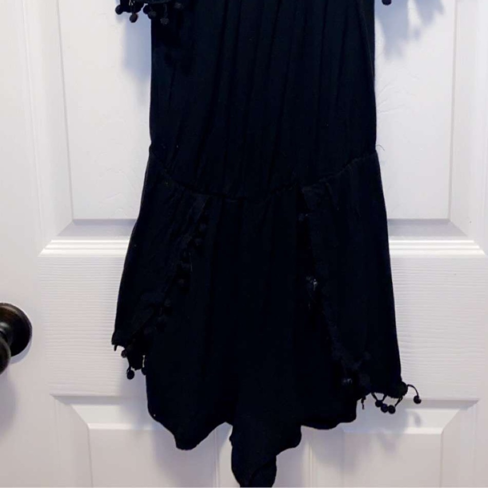 Romper - Picture 2 of 4